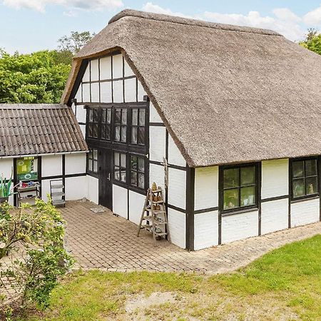 6 Person Holiday Home On A Holiday Park In 汉斯特霍尔姆 外观 照片