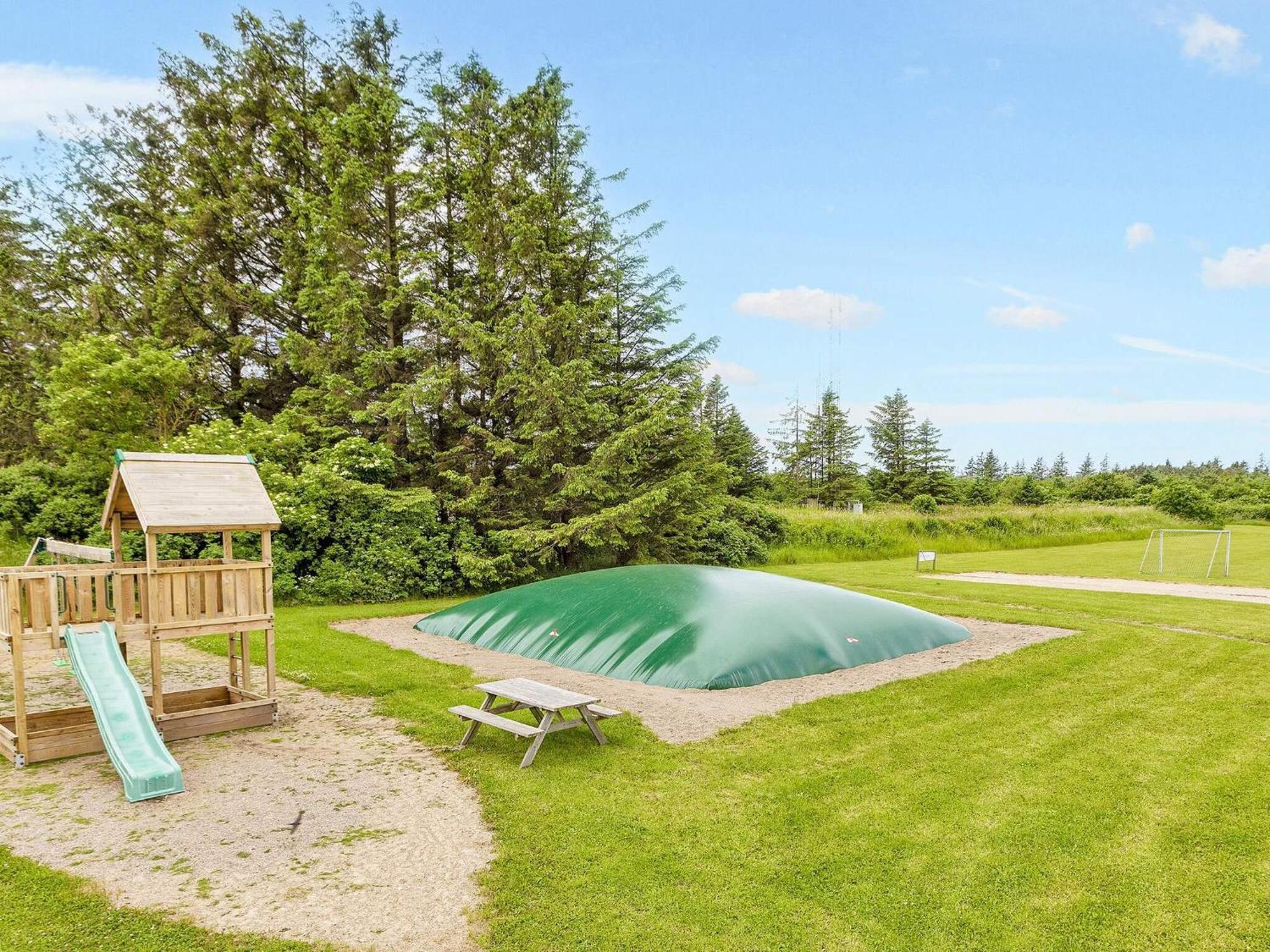 6 Person Holiday Home On A Holiday Park In 汉斯特霍尔姆 外观 照片